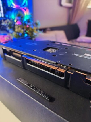 Gráfica Asus RX 7800 XT 16GB