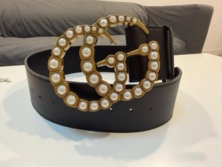 Cinturón Gucci GG Perlas Dorado Negro