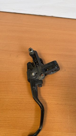 Maneta y bomba de freno para BMW F700GS 32728530045