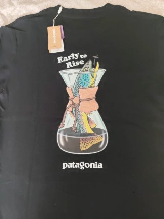 Camiseta Patagonia Negra Talla S