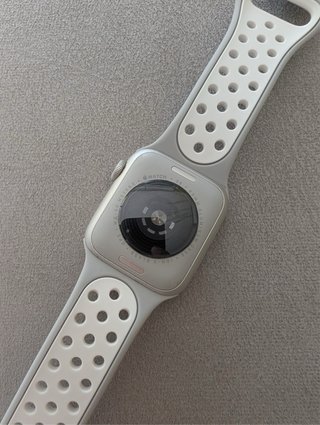 Apple Watch SE 2 + Correas