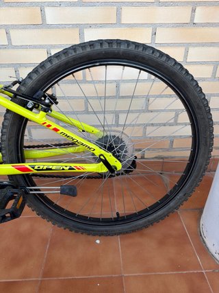 Bicicleta Megamo MTB 24 en muy buen estado.