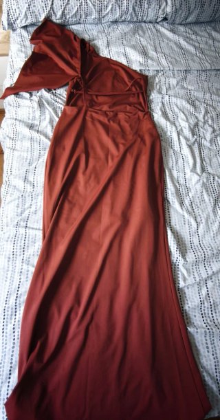 Vestido de fiesta marrón rojizo