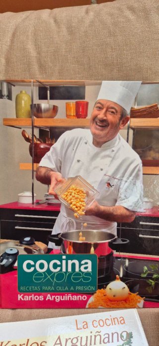 6 Libros de recetas de cocina de Karlos Arguiñano.