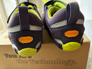 Vibram Five Fingers V-Train Talla 36