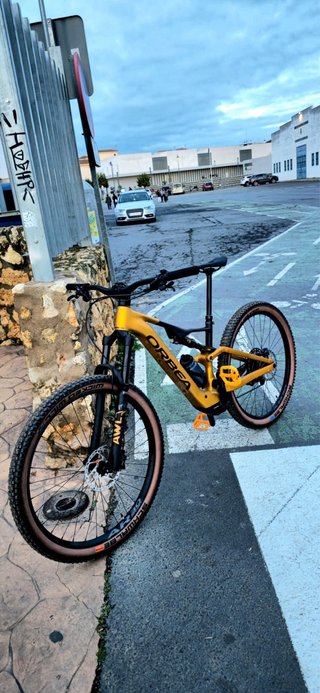 Bicicleta Eléctrica orbea rise H20 2025