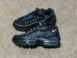 Nike Air Max 95 OG Big Bubble Patent EU 38