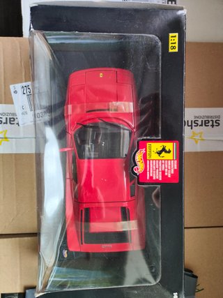 Ferrari Testarossa Hot Wheels 1:18