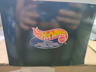 Ferrari Testarossa Hot Wheels 1:18