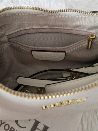 Bolso Coach Blanco y Dorado