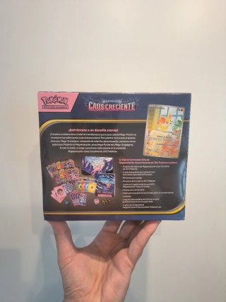 ETB Caos Creciente (Pokémon TCG) SELLADA