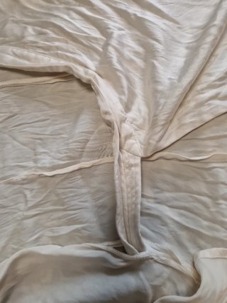 Blusa cruzada beige