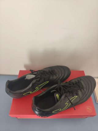Zapatillas Joma Fútbol multitacos Negras