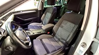 Volkswagen Passat 2023