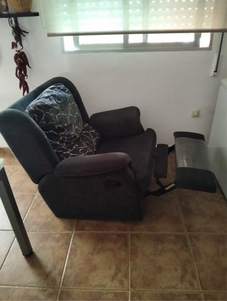 Sillón reclinable balancín gris