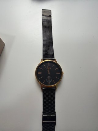 Reloj PARFOIS Negro y Dorado