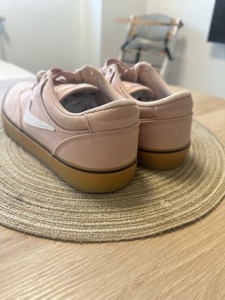 Zapatilla Nike SB Chron 2 salmon