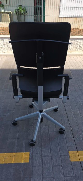 Silla Steelcase Please 2