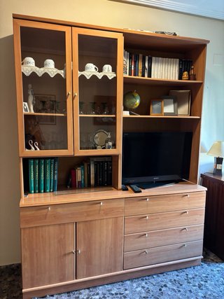 Mueble TV salón madera y cristal