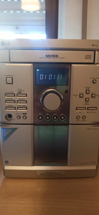 Minicadena LG MDSS CD Radio