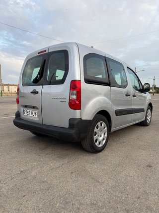 Peugeot Partner 2012