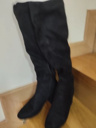 Botas altas antelina negras talla 37