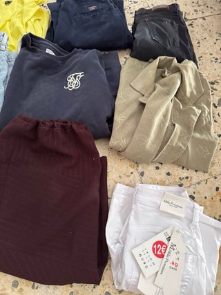 Lote Ropa Variada y regalo bolso