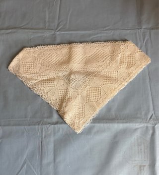 Puntillas para sábana beige