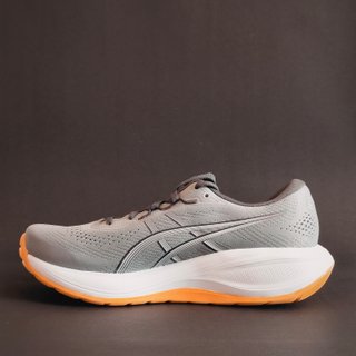 43.5 - Asics Gel-Cumulus 28 Hombre - Zapatillas