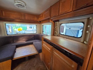 Caravana de mas de 750kg, con documentación