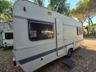 Caravana de mas de 750kg, con documentación