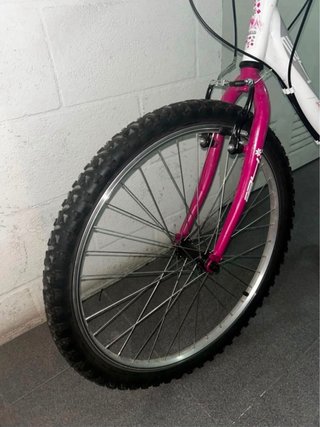 Bicicleta niña 26 pulgadas rosa y blanca