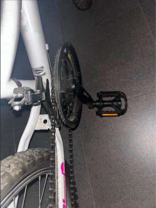 Bicicleta niña 26 pulgadas rosa y blanca
