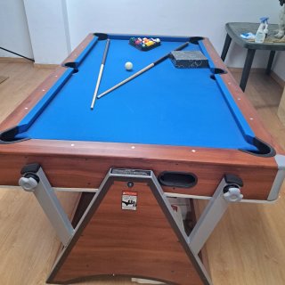 Mesa de Billar Azul
