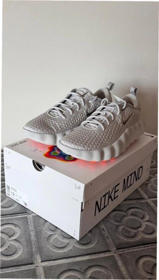 Nike Mind 002 Gris Humo EU42