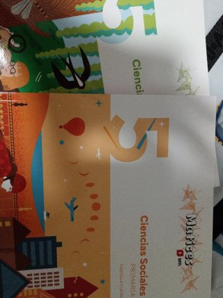 Libro sociales 5 primaria SM Matices