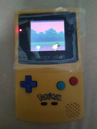 Game Boy Color Pikachu + 2 Juegos Pokémon