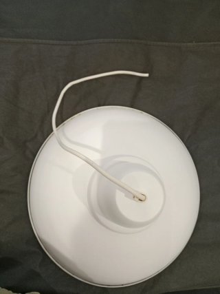 Lámpara colgante de metal blanca