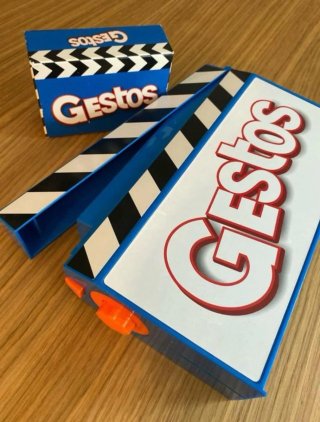 Juego de mesa Gestos (+8 años)