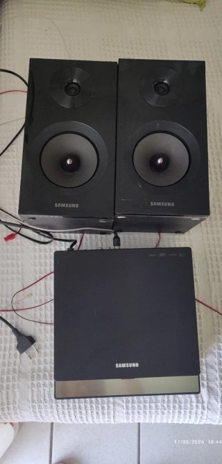 Equipo de música Samsung negro