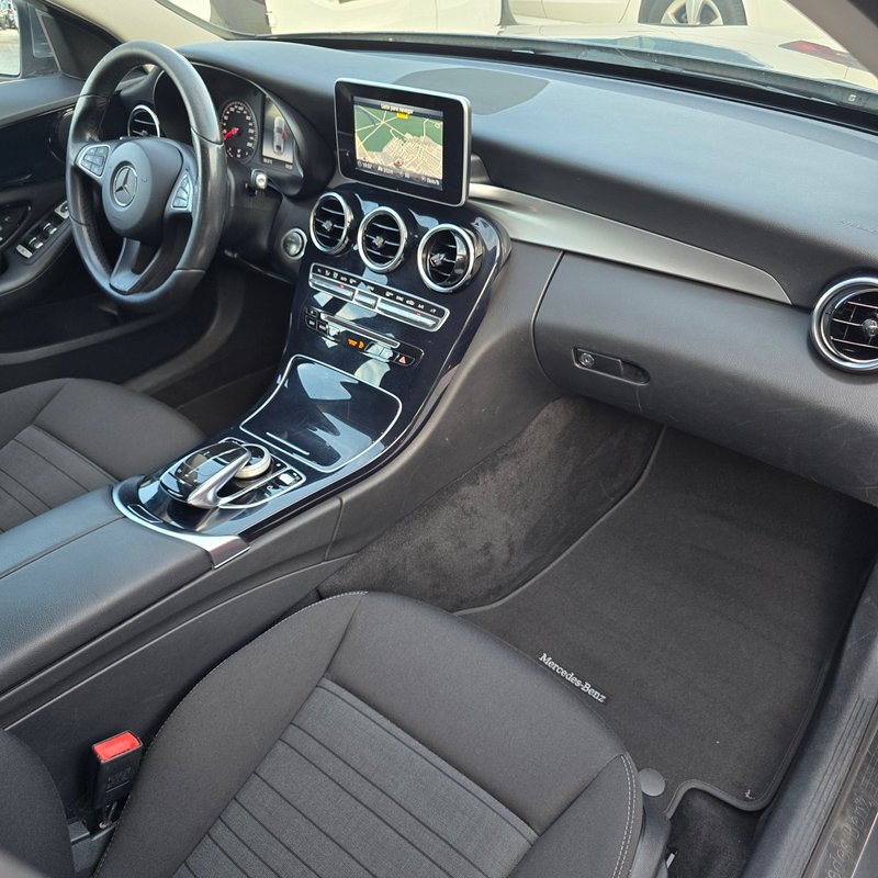 Mercedes-Benz Clase C 2018, foto 23