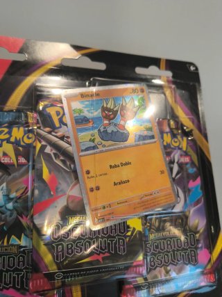 Blister Oscuridad Absoluta (Pokémon TCG) SELLADO