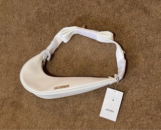 Bolso Jacquemus x Nike Le Swoosh Blanco Nuevo