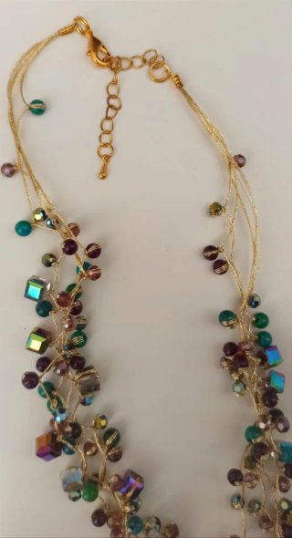 Collar artesanal con Cuentas de Cristal