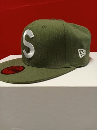 Gorra New Era Supreme Talla 7.1/2