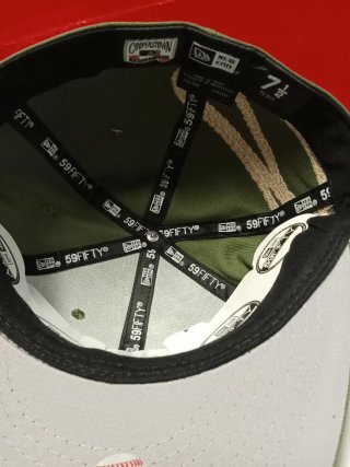 Gorra New Era Supreme Talla 7.1/2