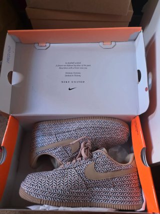 Nike Air Force 1 United