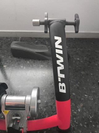 Rodillo B'TWIN RIDE 500 Fluid Technology