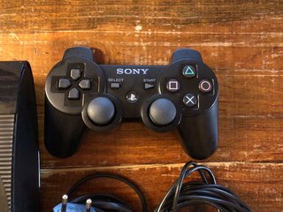Consola PS3 Superslim 500GB