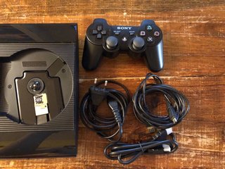 Consola PS3 Superslim 500GB
